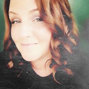 Meet your Posher, Aimee